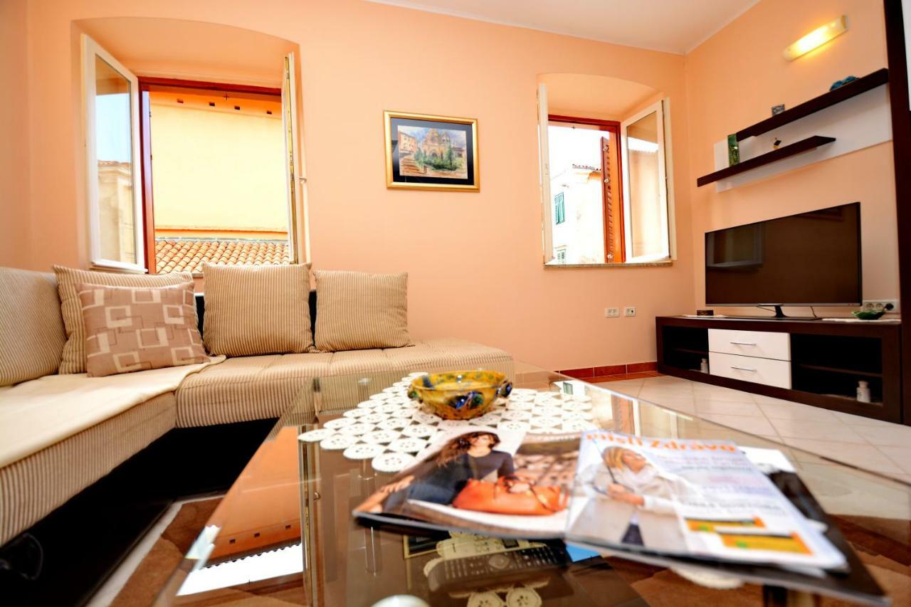 Apartment Martina Zadar Bagian luar foto