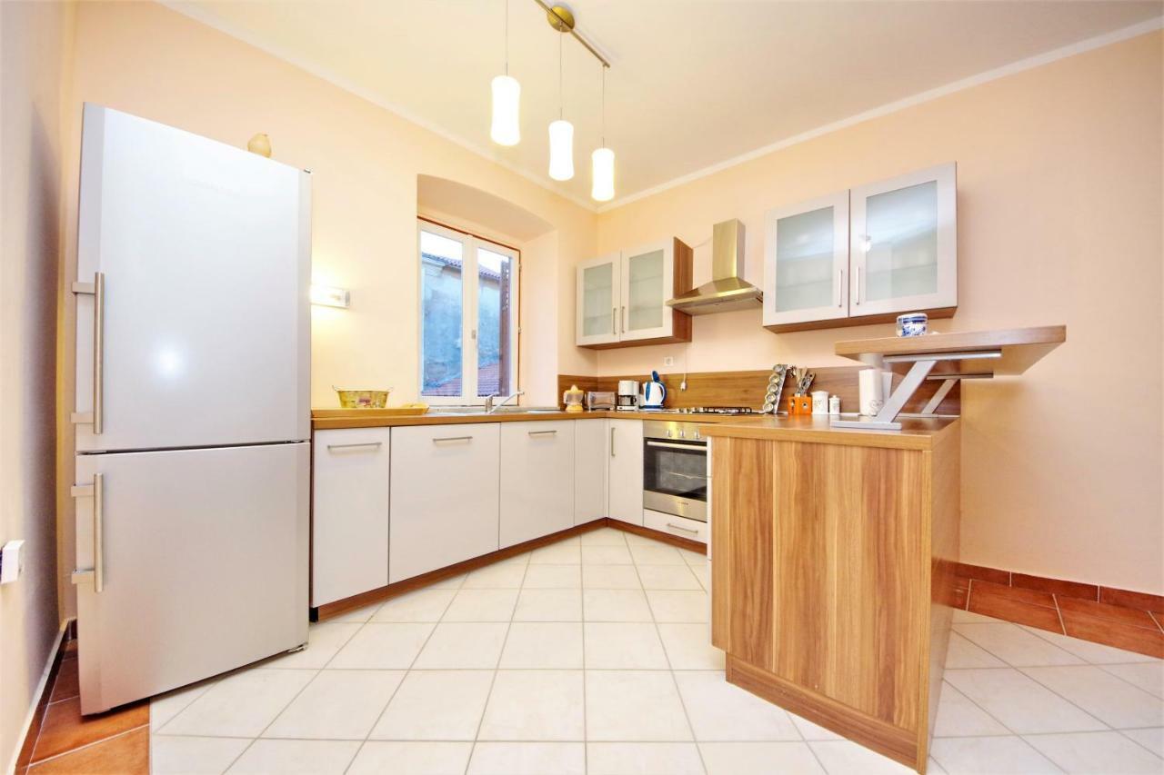 Apartment Martina Zadar Bagian luar foto