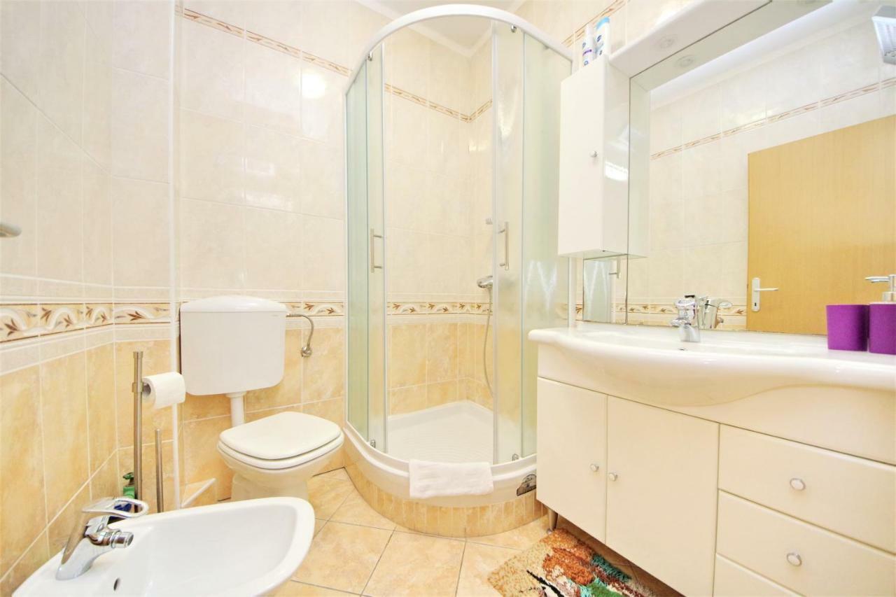 Apartment Martina Zadar Bagian luar foto